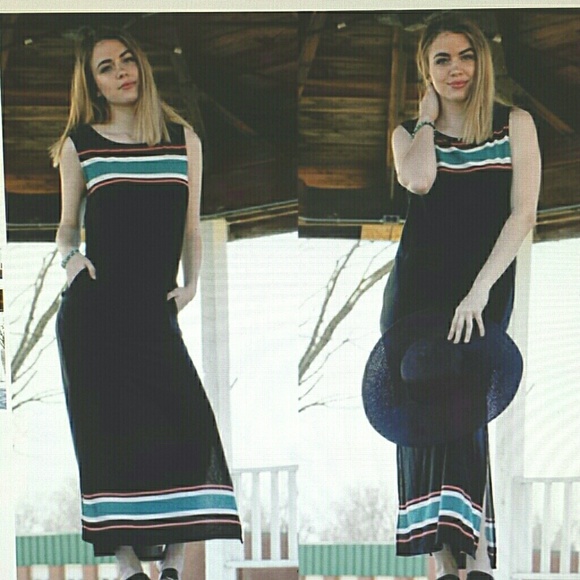 New Arrival.. POCKET MAXI DRESS - Picture 4 of 7